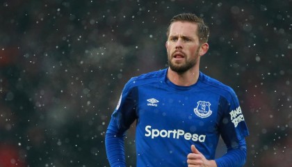 开云体育APP-国足中场配合默契，创造力持续提升，中国足球配合